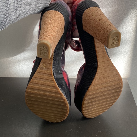 FUED Tie-Dye Denim Tie-Up Platforms - Picture 5 of 8